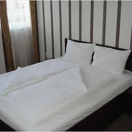 Hotel Sara Grand 4*